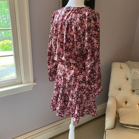 Zara floral long sleeved dress - Picture 3 of 4